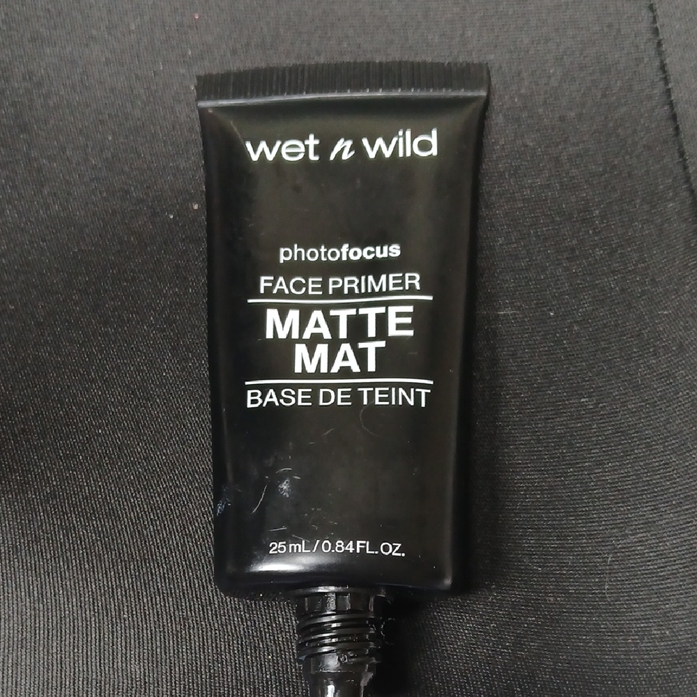 Wet n Wild Photo Focus Matte Face Primer 850 partners in prime